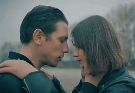 Італійський співак і його дружина-українка виконали відому пісню «Bella ...