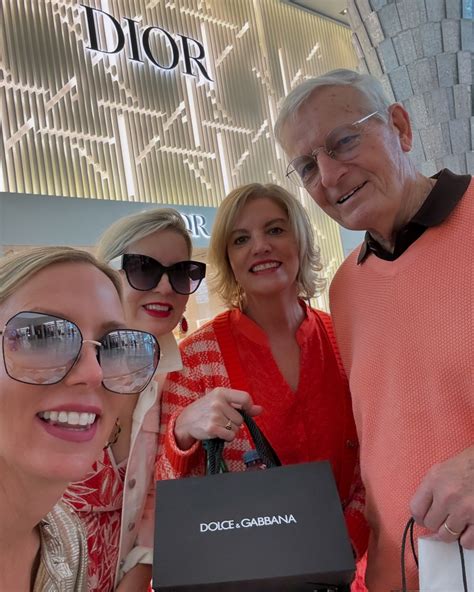 Nikki Steele Style (@nikkisteelestyle) • Instagram photos and videos