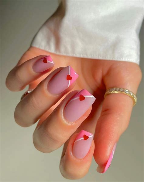 12 Incredible Heart Nails to Try This Valentine's Day - SoNailicious