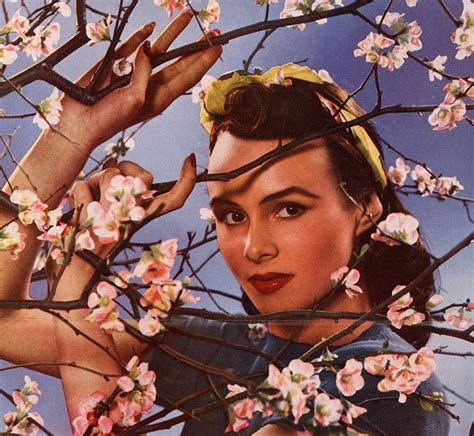 sloth unleashed — Vintage Make-up, Hair & Perfume
