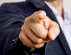 палец в экран - Создать мем - Meme-arsenal.com