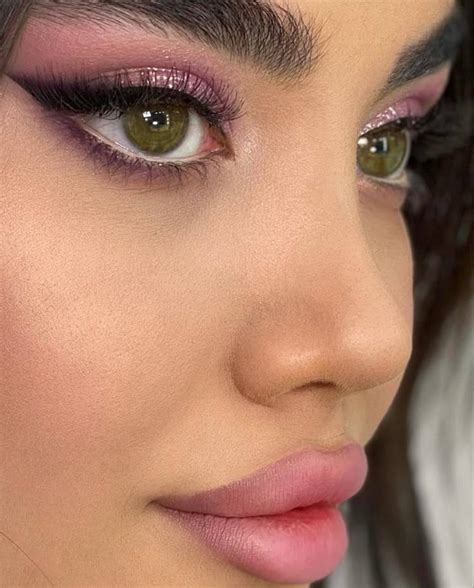 Макияж в розовых оттенках | Trucco