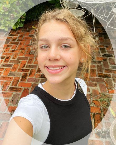 Elle Graham (Actress) Biography, Wiki, Age, Net Worth & Latest Update ...
