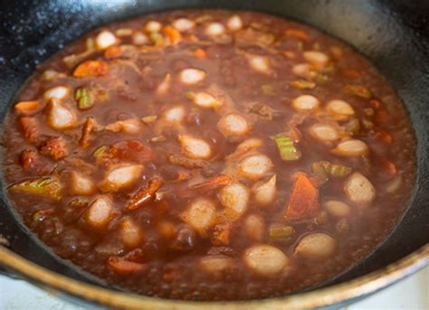 Рецепт говяжьей голяшки, тушенной в вине с фото пошагово на Вкусном Блоге