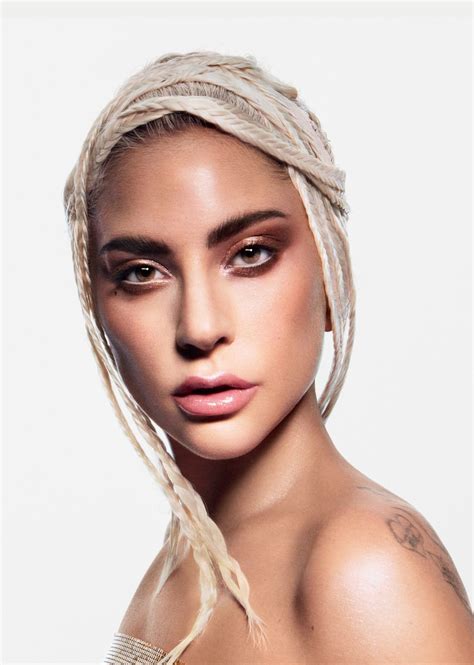 lady gaganude 2
