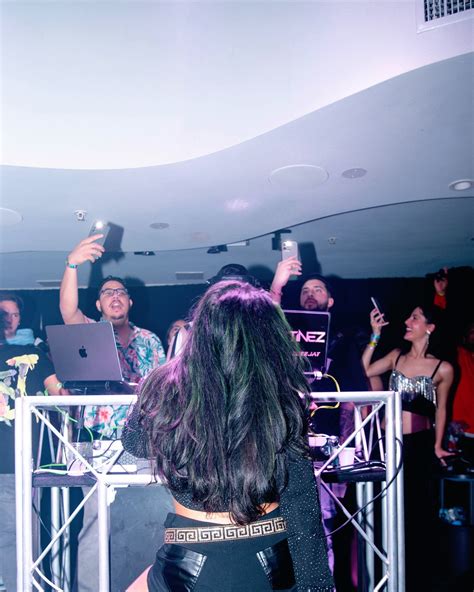 Gabby B | Night out, lights on 💥 | Instagram