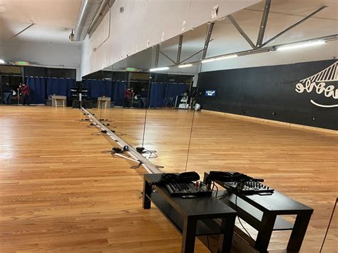 In the Groove Studios - Dance Studio, Dance Class, Hip Hop Class