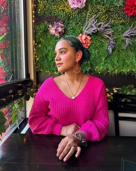 Claritza GP | Before retouching my hair color | Instagram