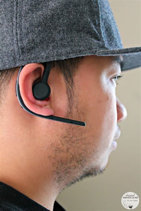 Jabra Storm: Less Noise. More Power-Equals More Talk Time and ...