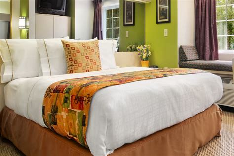 Gallery - Hometown Inn & Suites