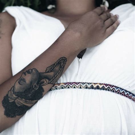 Tatuagem Em Pele Negra - Tatuagem em pele negra: tire suas dúvidas e confira 30 inspirações