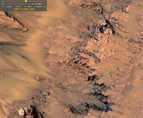 Olhando-para-o-céu: NASA encontra água em Marte!