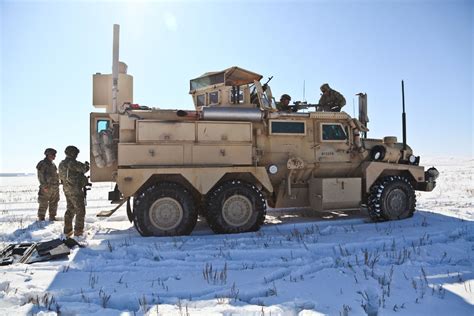 Cougar 6x6 MRAP | Military.com