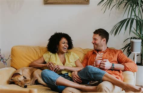 Fini la passion toxique : en couple, les Français préfèrent l’amour ...