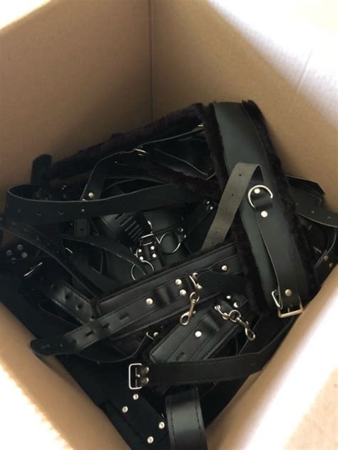 mistresst-13: Mistress packing problems. A box full of… – Femdom ...