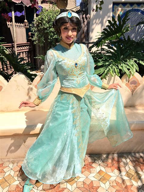 Princess Jasmine Clothes