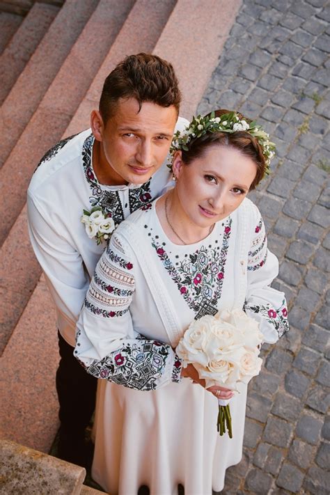 Надія та Віталій у дизайнерському весільному одязі - Chernikova