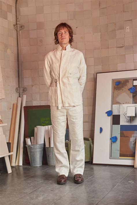Bonne Suits Amsterdam - the unisex, seven-day-suit