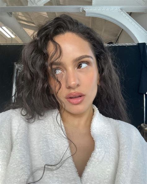 Rosalía y un famoso 'streamer' incendian la red juntos, la respuesta