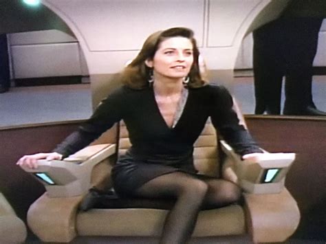 Jennifer Hetrick (Vash) on Star Trek | Bodycon dress, Dresses with