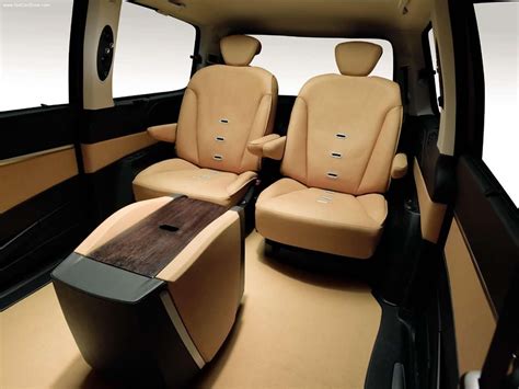 Peugeot 807 technical specifications and fuel economy