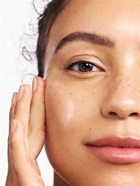 Очень мягкое молочко для чувствительной кожи | Skin care, Autumn ...