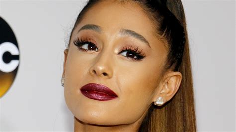 What Ariana Grande Really Looks Like Underneath All That Makeup