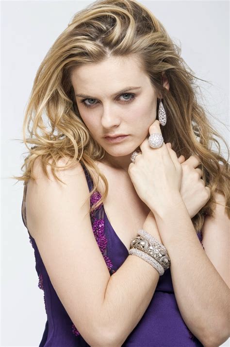 Alicia Silverstone photo #503681 | Celebs-Place.com