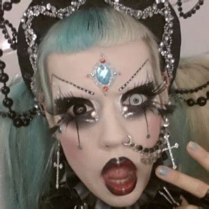 Adora BatBrat - Age, Family, Bio | Famous Birthdays