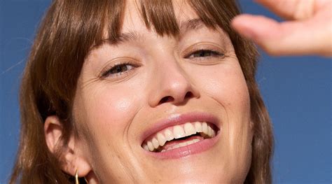 What is Skin Glycation? Effect of Sugar on Skin | NIVEA