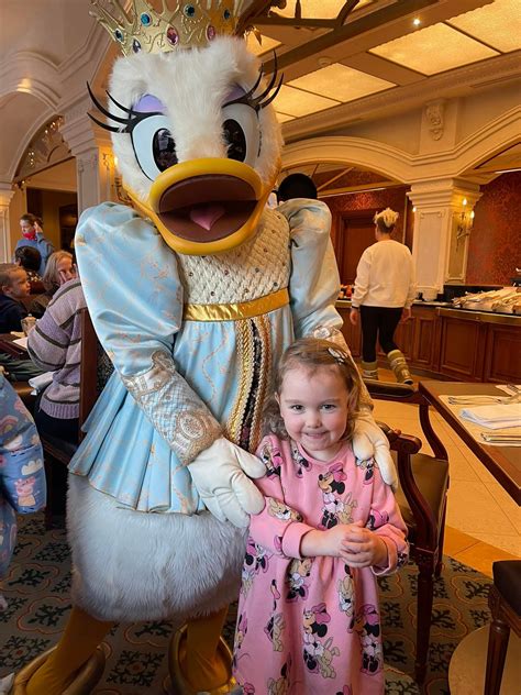 Eema - Daisy & Daisy Duck!😭💖. | Facebook