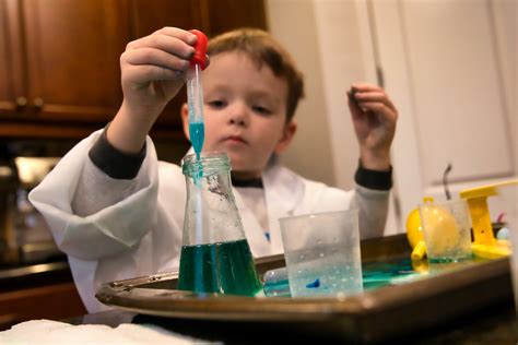 7 Preschool Science Experiments That Will Blow Kids' Minds