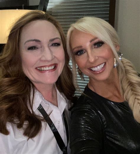 Discovering The World Of Becca And Bethany: Mom Of Content