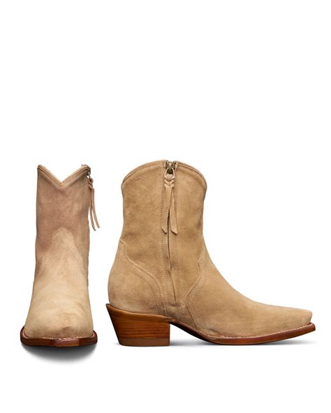 The Dakota in Desert Tan Suede - Women's Bootie | Tecovas