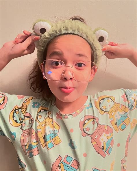 Emily เอมิลี่ (@emily.emblem) • Instagram photos and videos