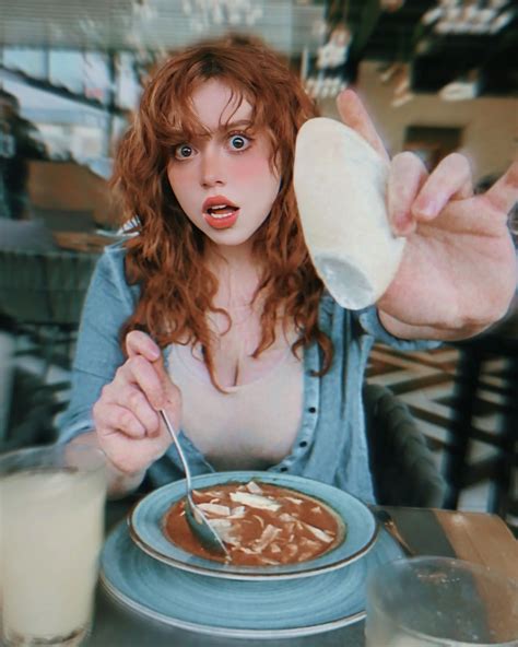 ᴄᴀʙʀɪᴛᴀs ᴅᴇ ʙʀɪɢɪᴛᴛᴇ ɢʀᴇʏ 💮 | (uWu). | | | Sigue a Bri en todas sus