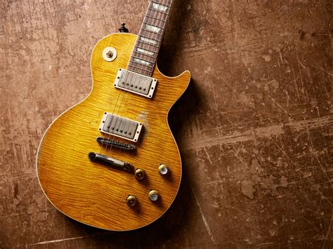 kirk hammetts greeny les paul recreated  gibson custom sixstring