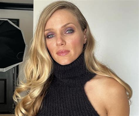 Tracy Spiridakos Goblin