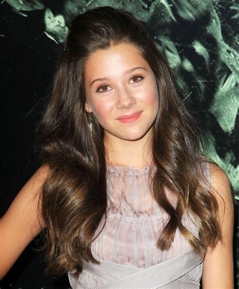 Natasha Calis Picture 4 - The Premiere of The Possession - Arrivals
