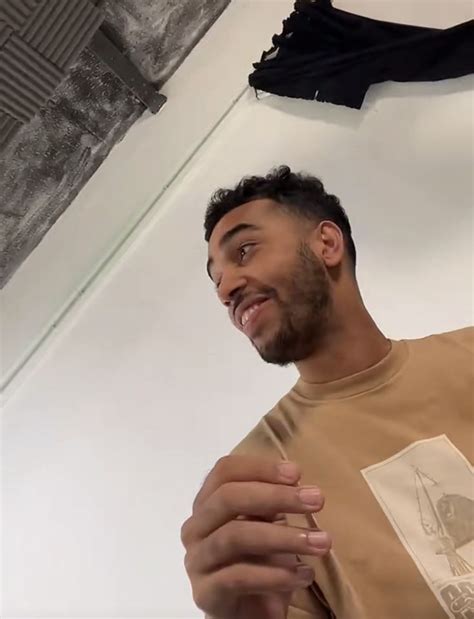 cuto niko beta beta beta boy  volunteer  tribute