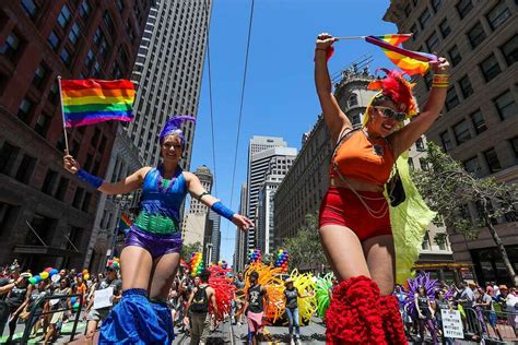 Live coverage of the 2016 SF Pride parade - SFGate