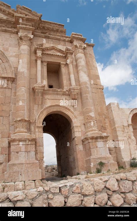 Hadrian's Arch (detail), Jerash, Jordan, Middle East Stock Photo - Alamy