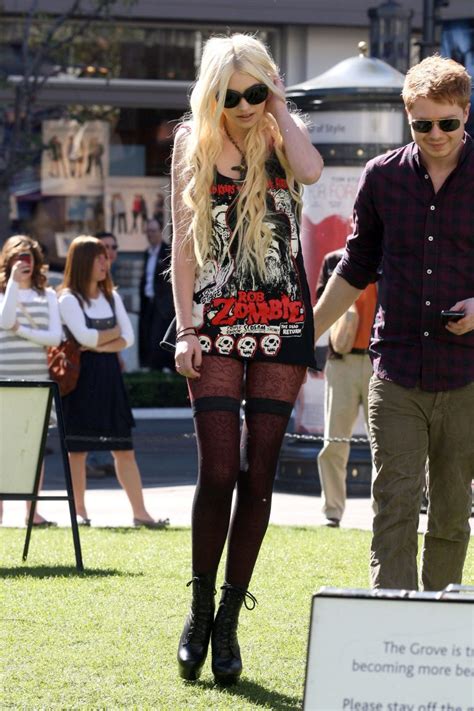 Taylor Momsen's Fashion & Style | Steal Her Style | Page 3