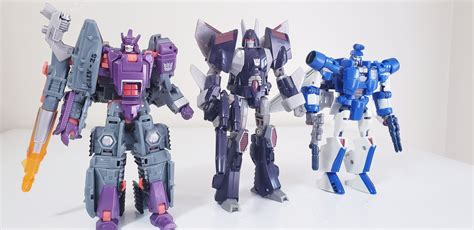 Artimus Prime sells stuff. | TFW2005 - The 2005 Boards 