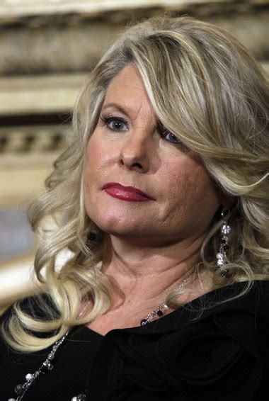 sharon bialek accuses herman cain  sexual harassment   sought