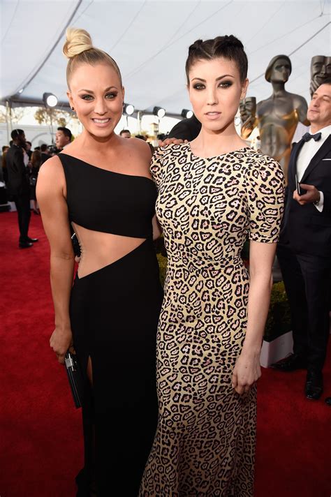Kaley Cuoco was joined by her sister, Briana, at the SAG Awards. | The