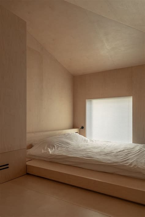Dzen House, Kyiv, Ukraine by Shovk Studi|Houses