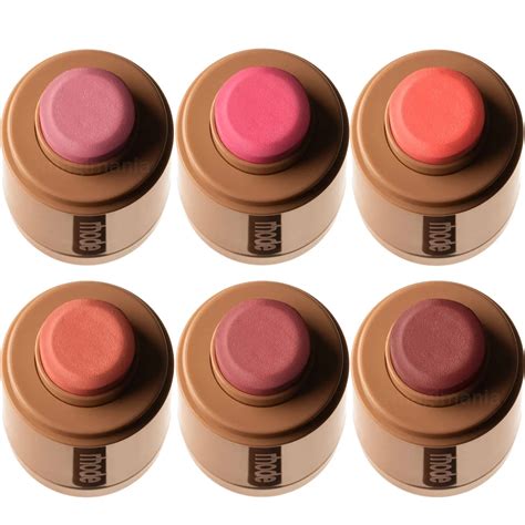 RHODE Pocket Blush by Hailey Bieber