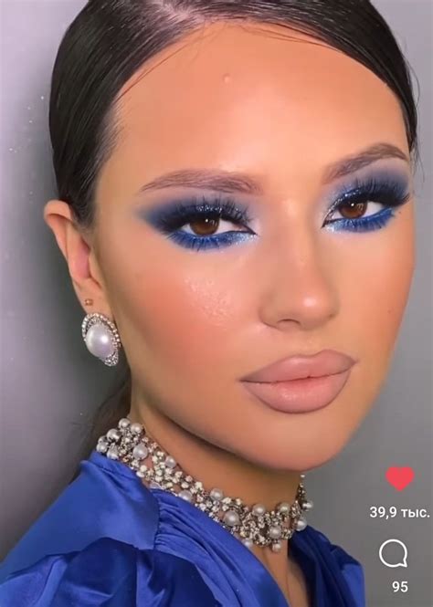 Best Eyeshadow For Navy Blue Dress at Clifford Hochstetler blog