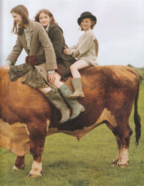 The Lady In Tweed | Tim walker, Country girls, Autumn inspiration